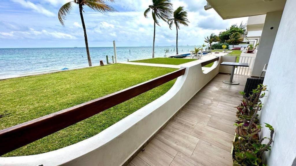 Cancun Ocean View Flamingo Plus Exterior photo
